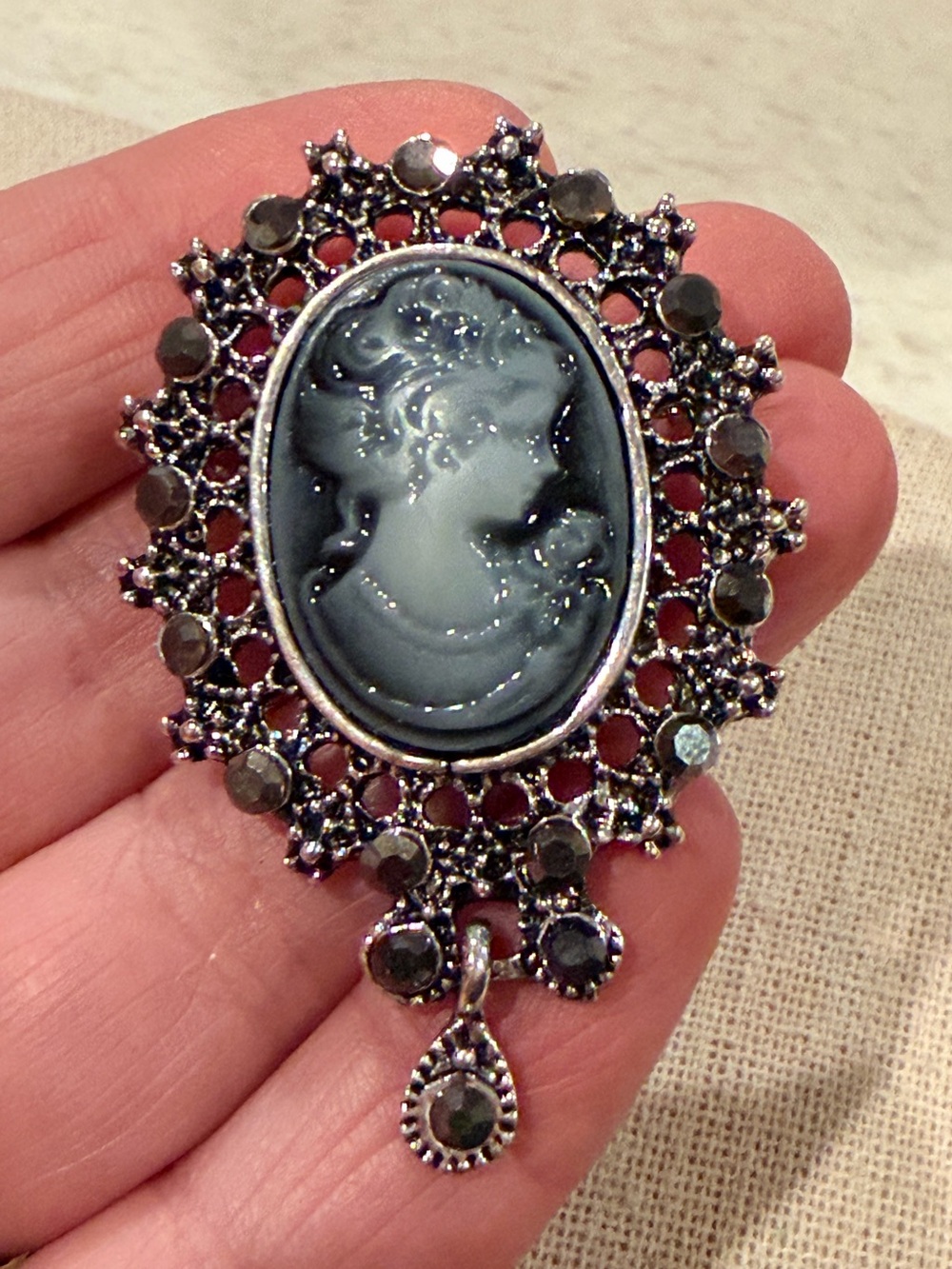 Vintage inspired Blue Silvertone Cameo Brooch